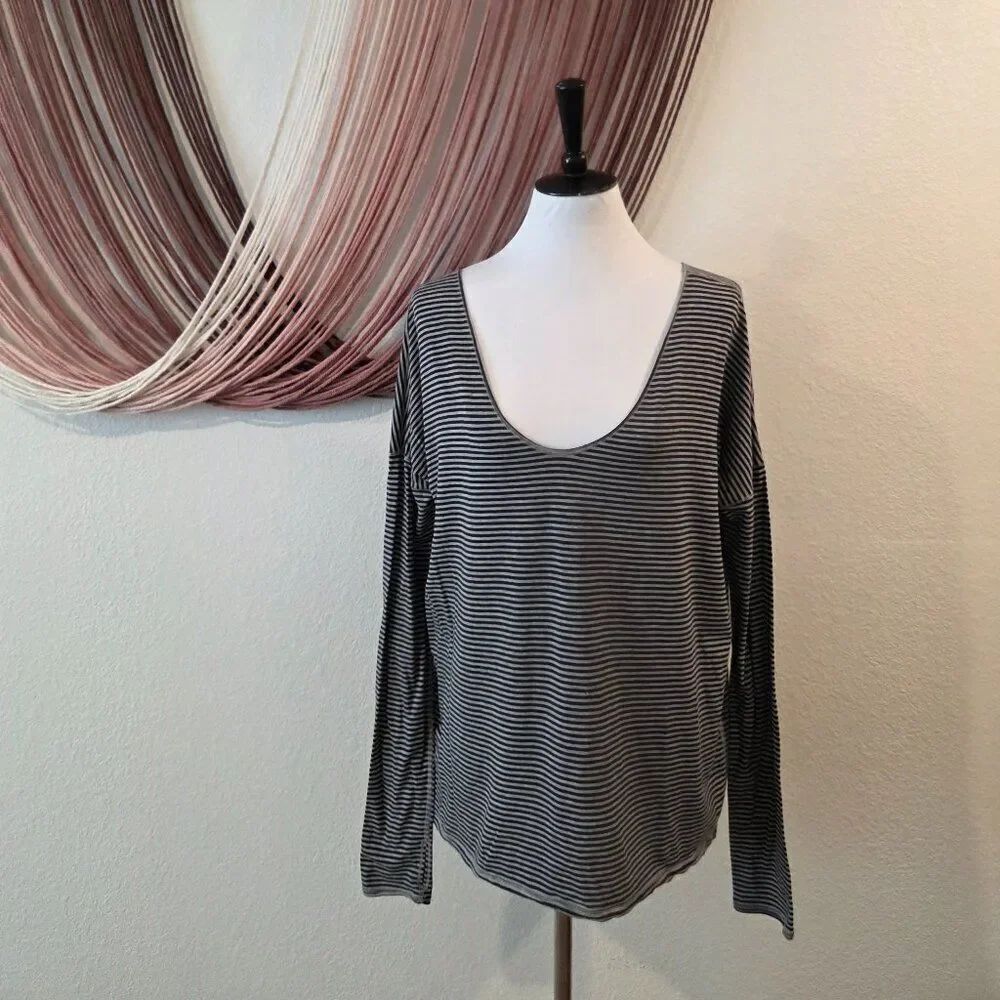 Lululemon Striped Oversized Tee Sz 10